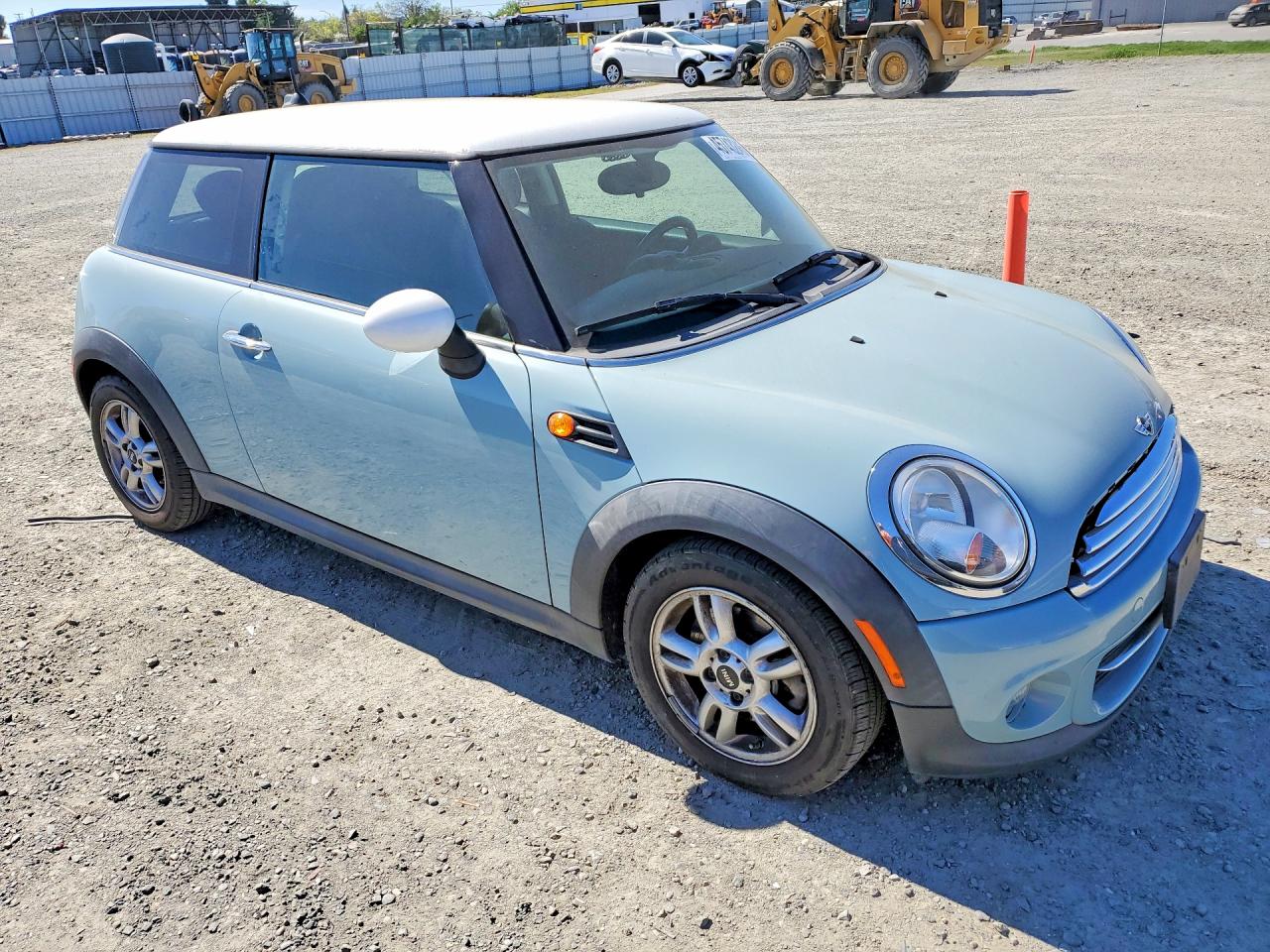 2013 Mini Cooper Turquoise vin: WMWSU3C58DT678082