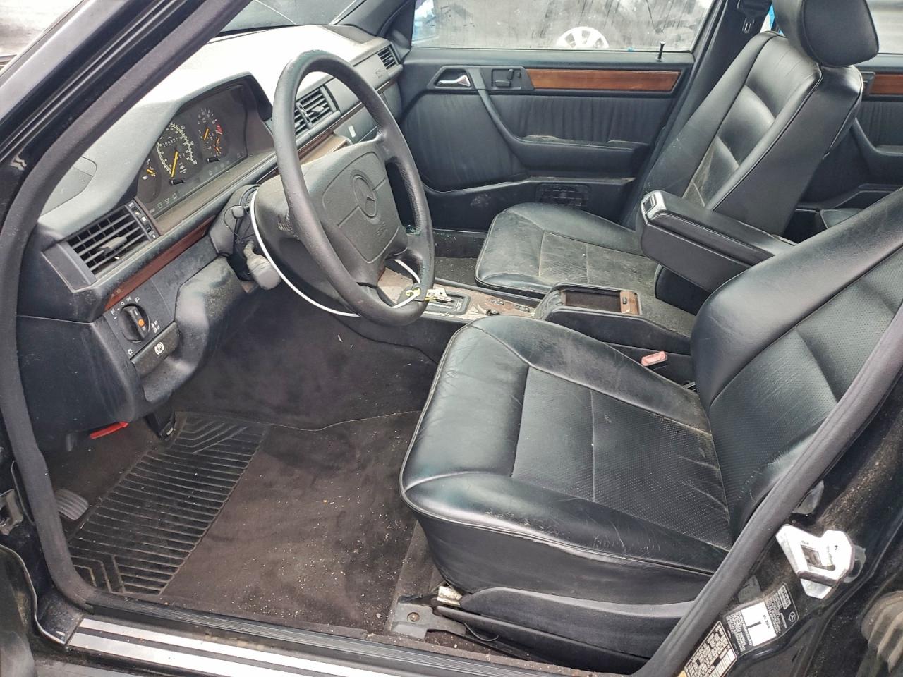 1994 Mercedes-benz E 320 Черный vin: WDBEA32E2RC104156