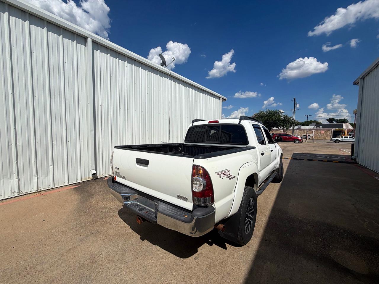 2010 Toyota Tacoma Double Cab Белый vin: 5TELU4EN0AZ740467