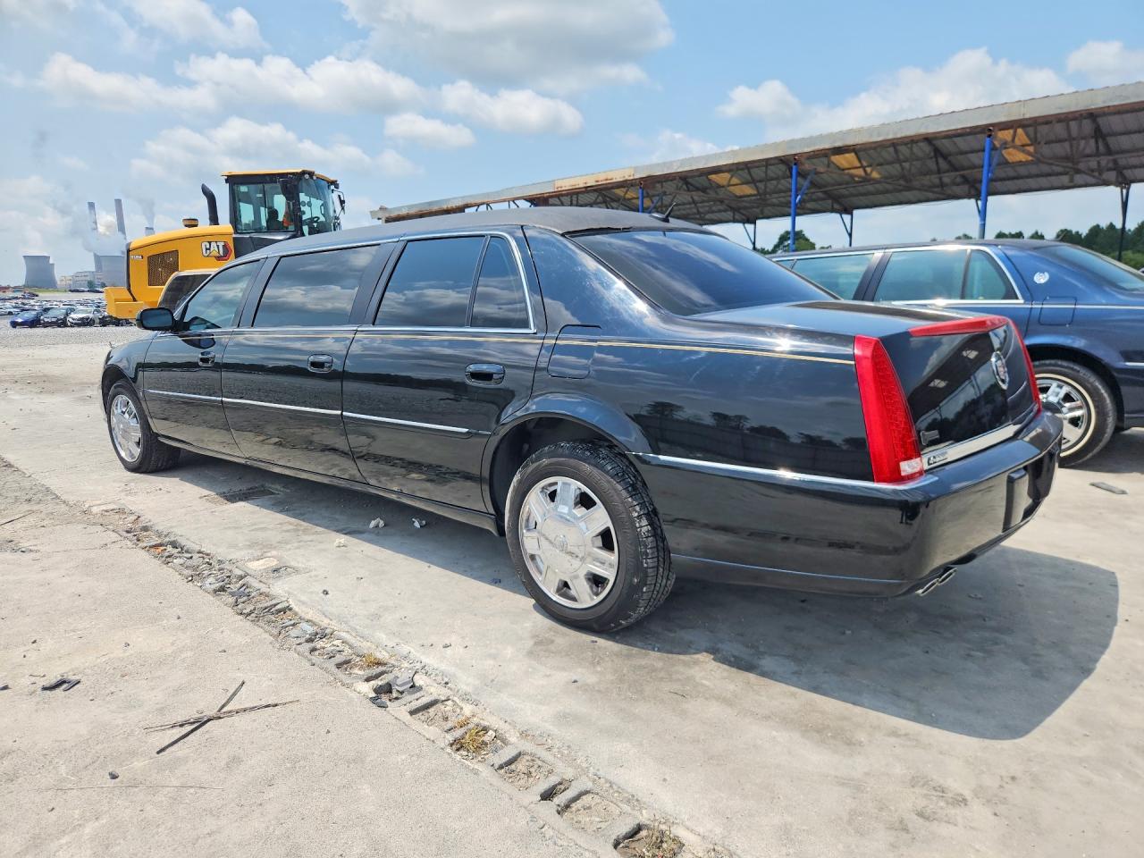 2006 Cadillac Professional Chassis Black vin: 1GEEH96YX6U550217