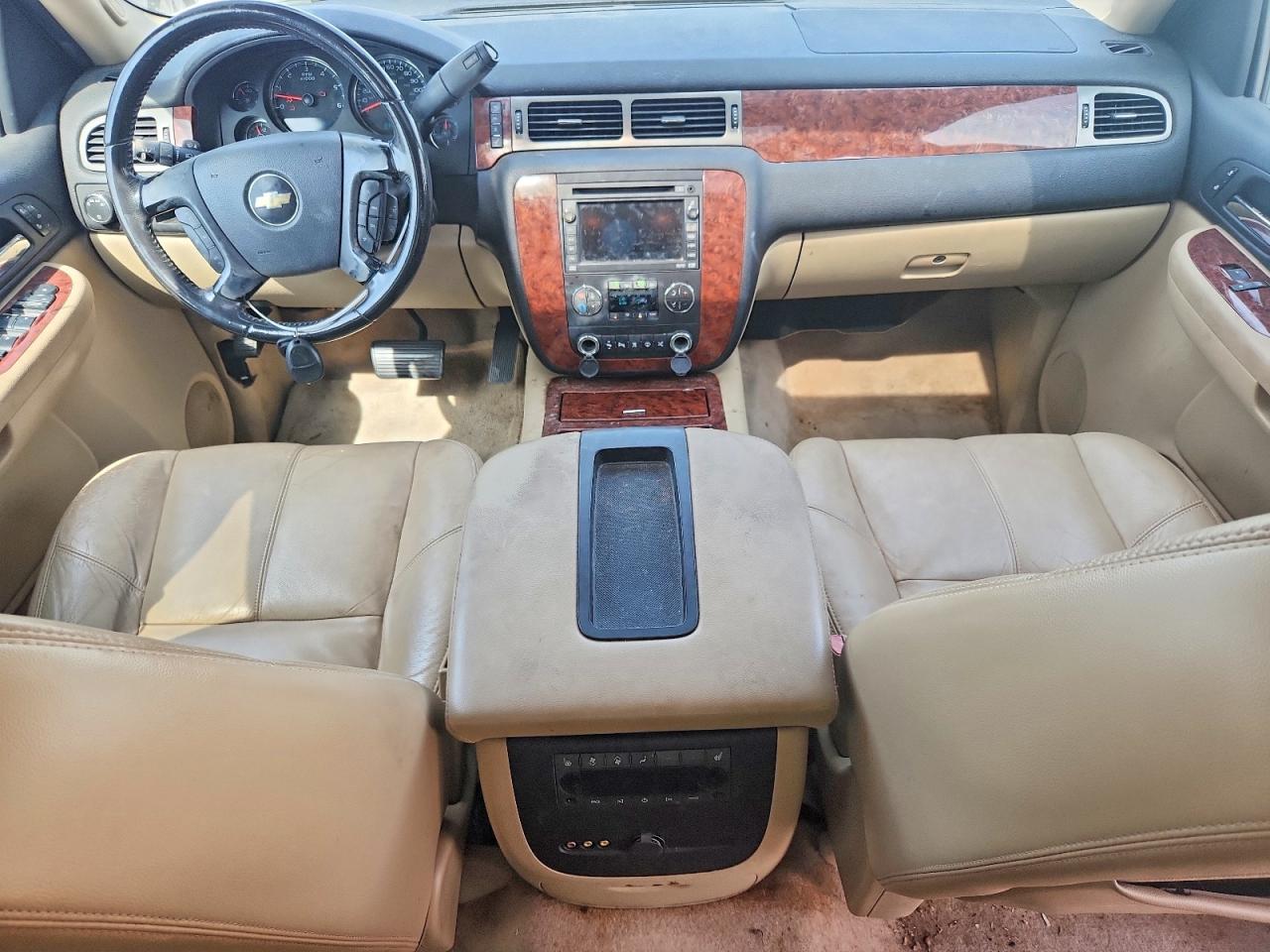 2008 Chevrolet Suburban C1500 Ls Cream vin: 1GNFC16098R187784