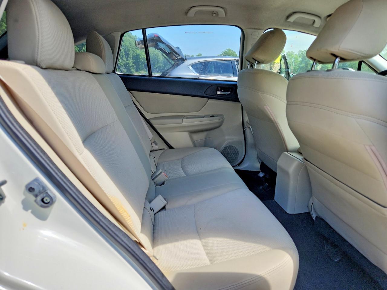 2014 Subaru Xv Crosstrek 2.0 Premium White vin: JF2GPACC8E8243720
