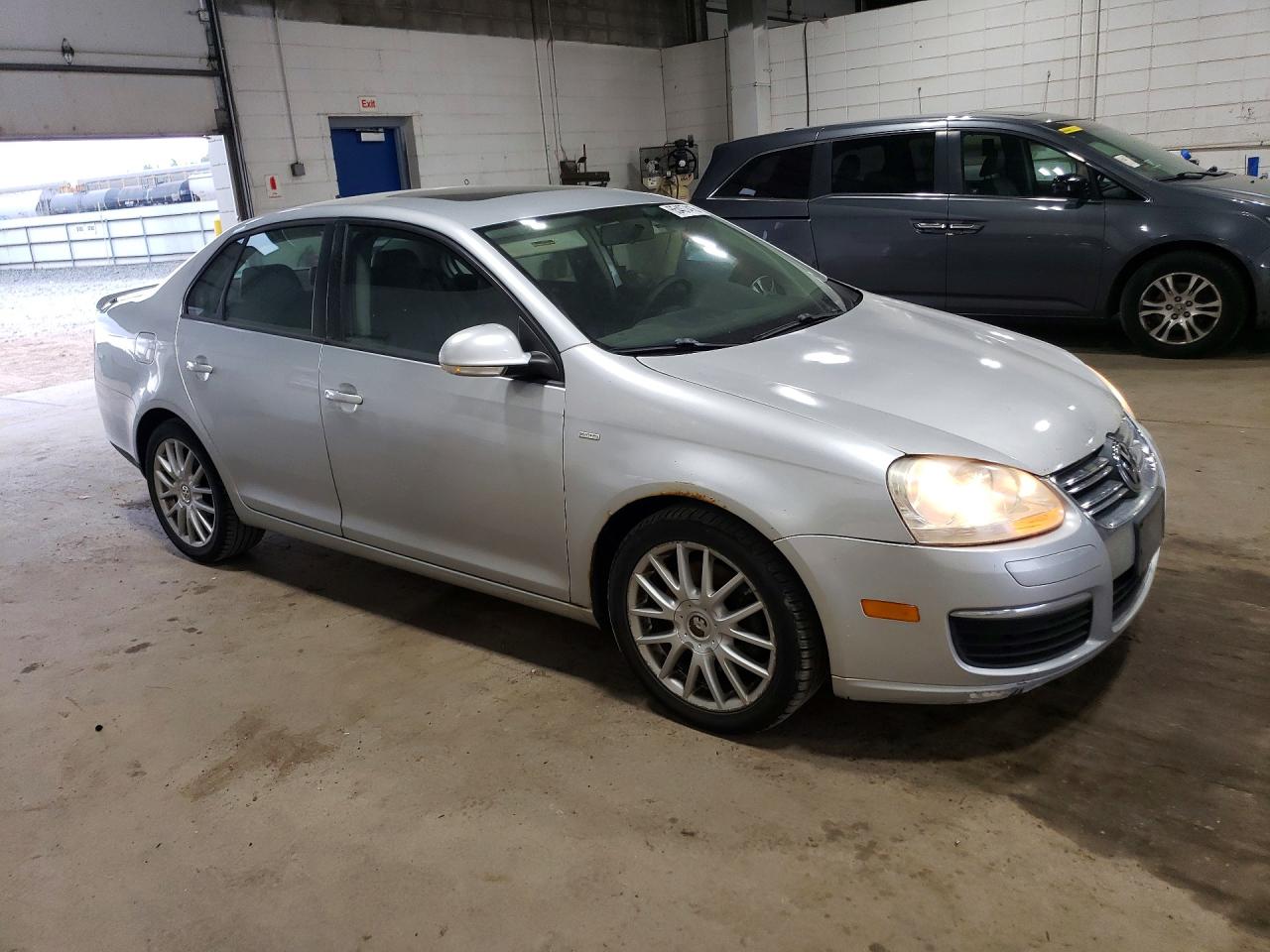 2008 Volkswagen Jetta Wolfsburg Silver vin: 3VWRJ71K68M119836