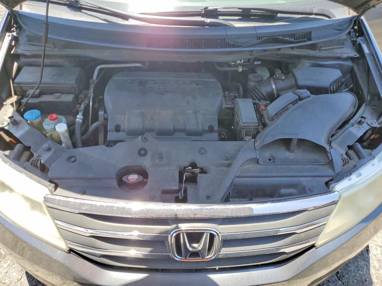 2012 Honda Odyssey Exl Gray vin: 5FNRL5H62CB101566