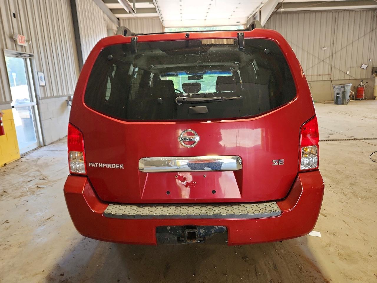 2006 Nissan Pathfinder S Red vin: 5N1AR18W86C607677