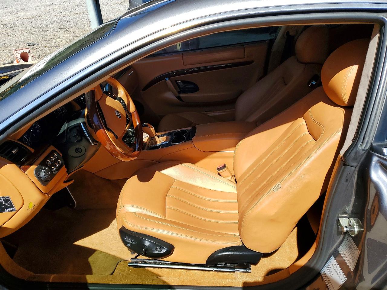 2010 Maserati Granturismo Silver vin: ZAM45GLA8A0051615