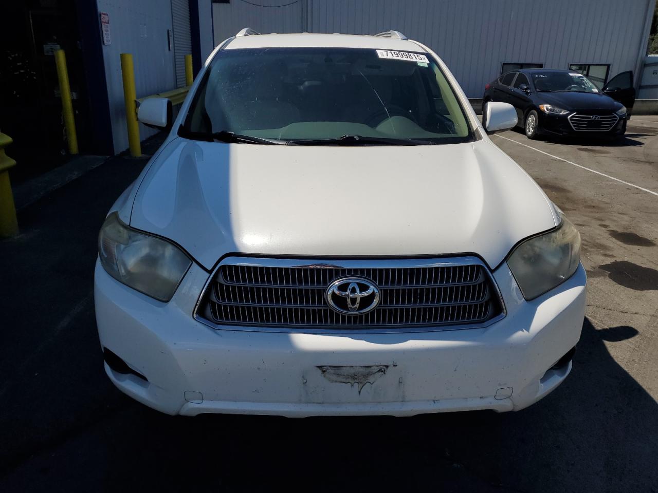 2009 Toyota Highlander Hybrid White vin: JTEEW41A092036691
