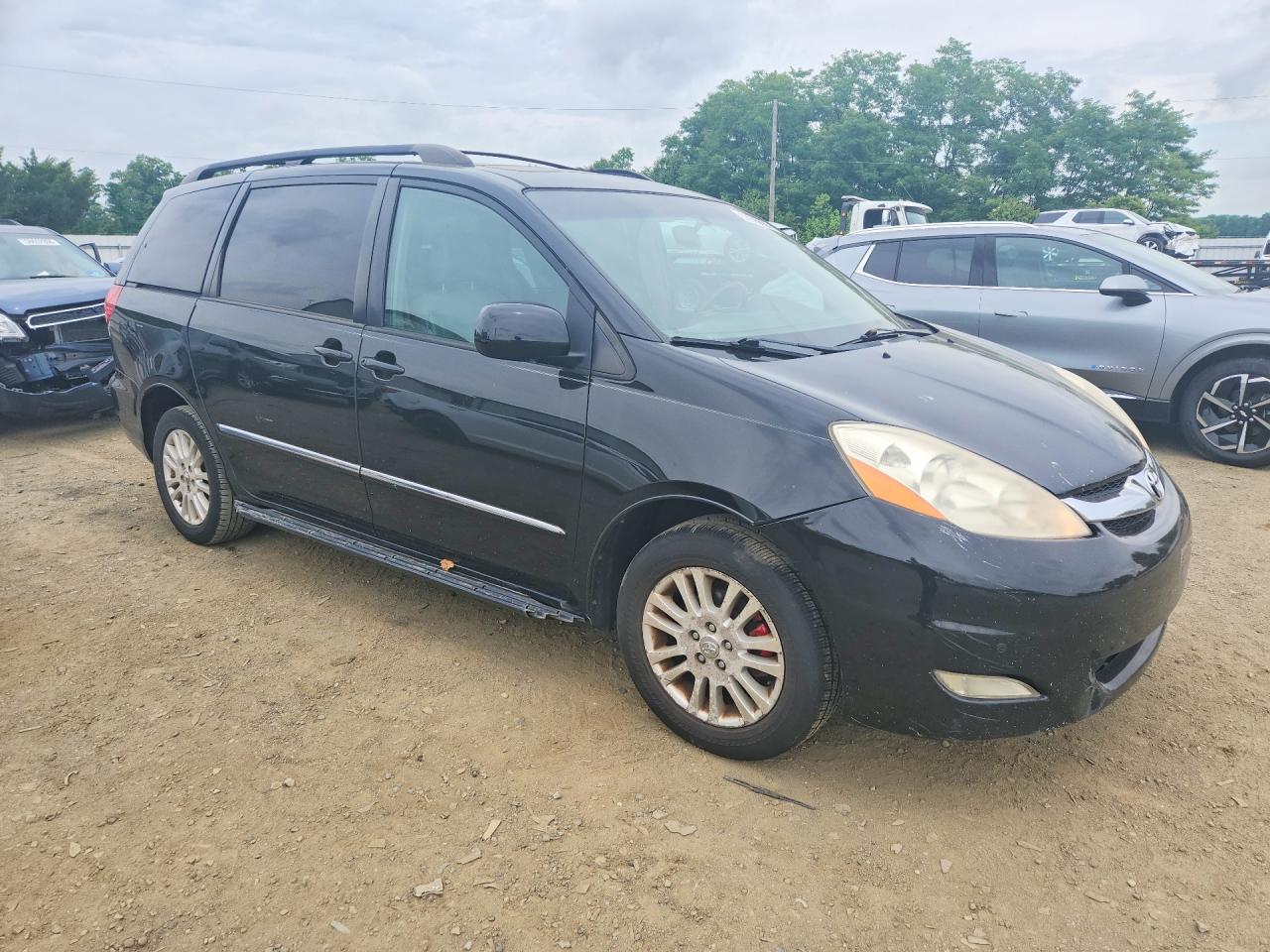 2008 Toyota Sienna Xle Limited Black vin: 5TDBK22C58S019271
