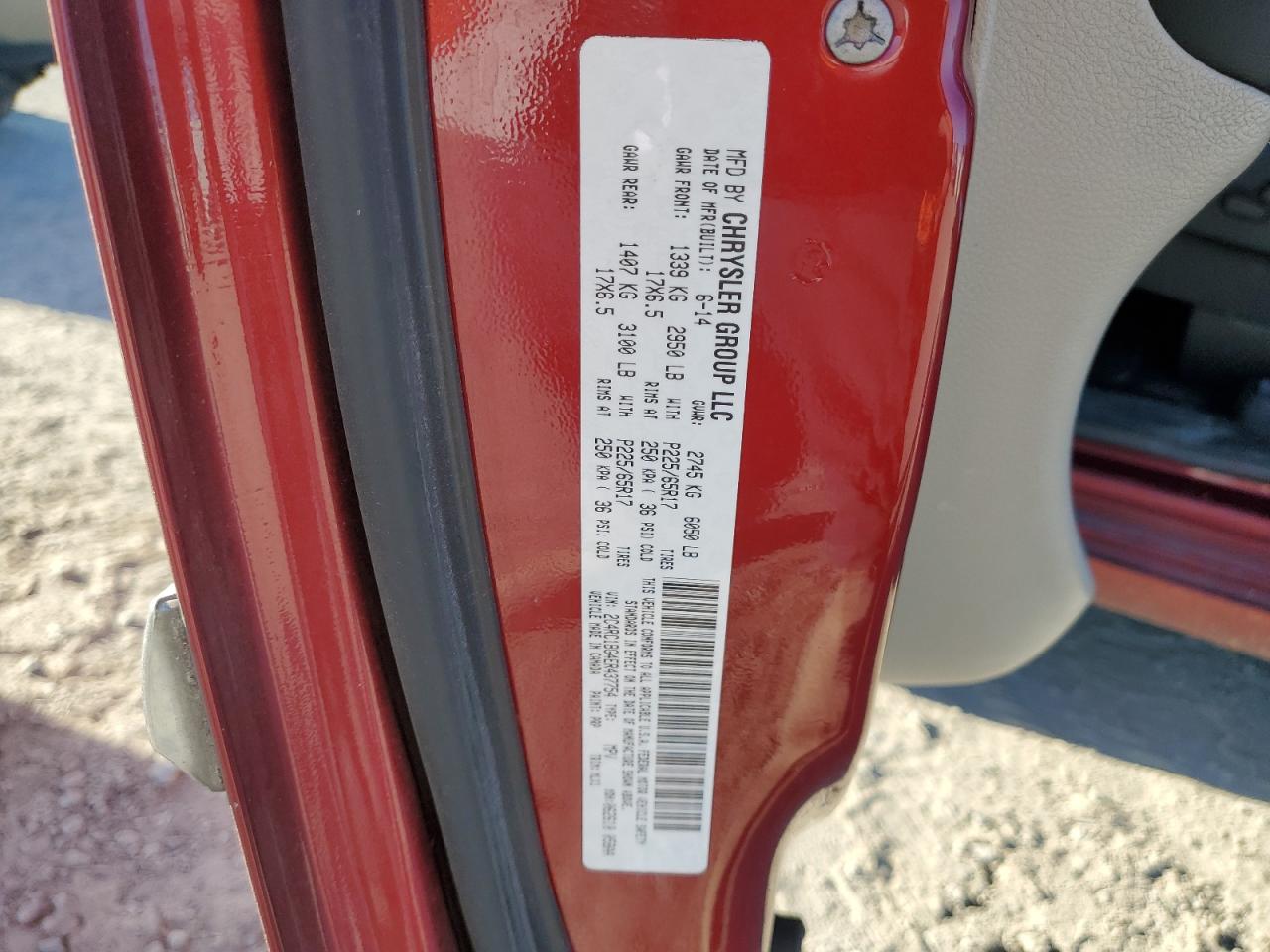2014 Chrysler Town & Country Touring Red vin: 2C4RC1BG4ER437754