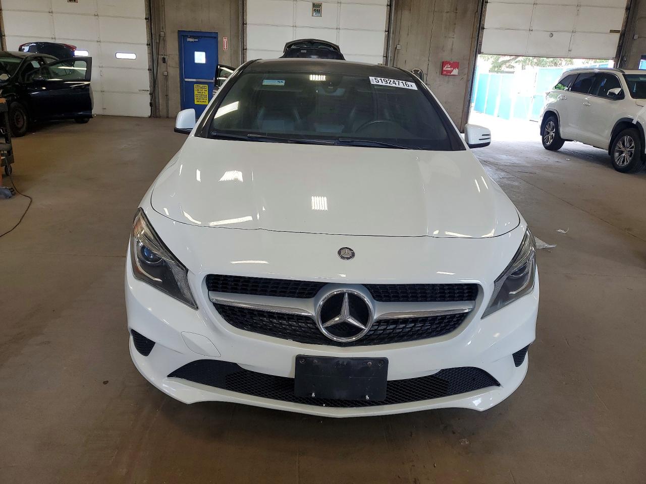 2014 Mercedes-benz Cla 250 White vin: WDDSJ4EB8EN049177