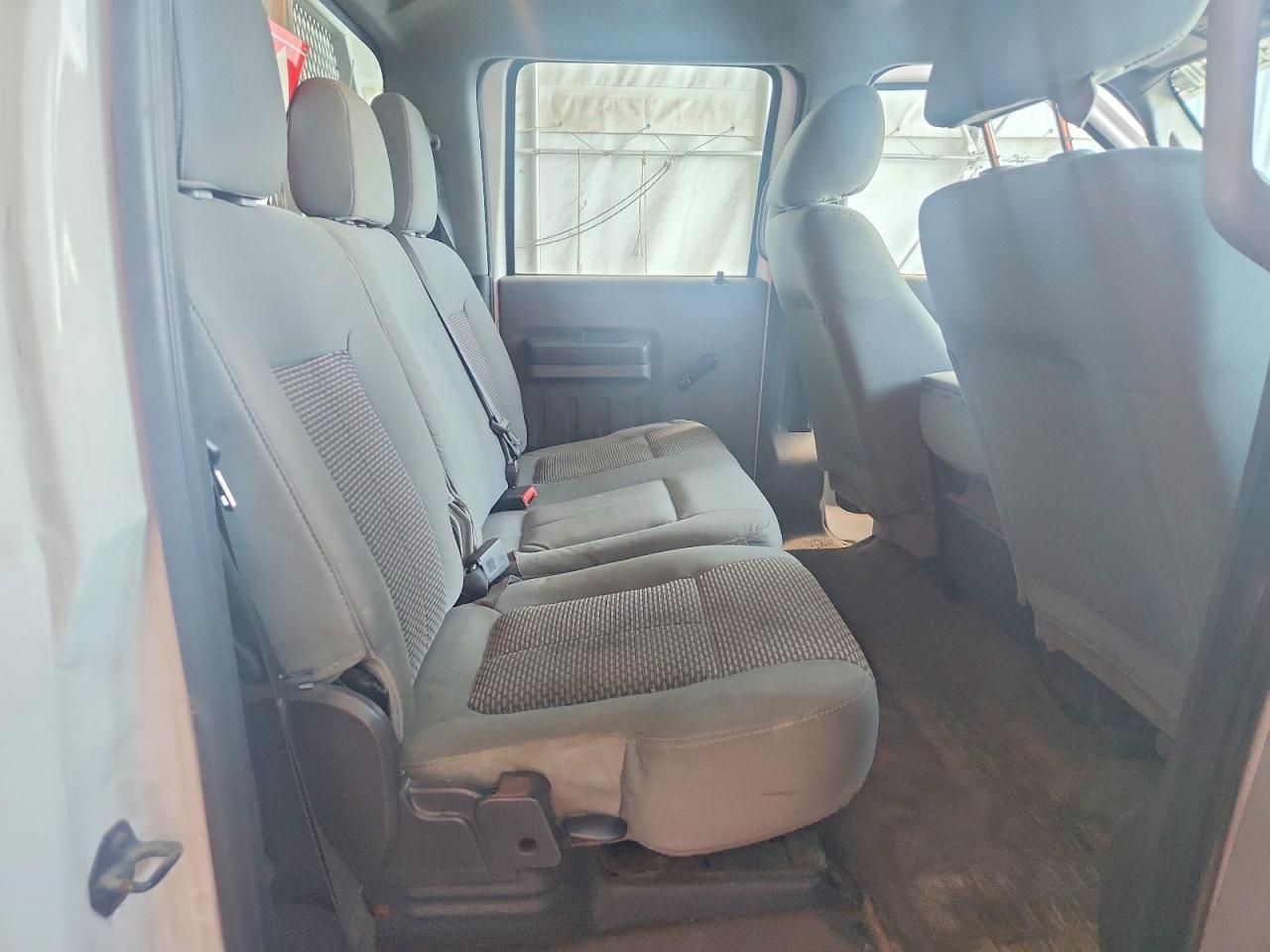 2012 Ford F350 Super Duty White vin: 1FDWW3FT2CEC27821