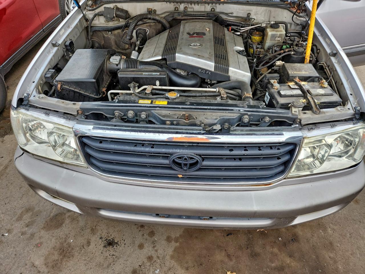 2002 Toyota Land Cruiser Silver vin: JTEHT05J322019981