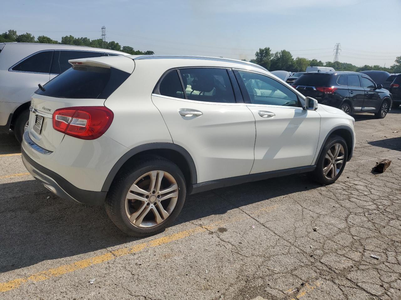 2016 Mercedes-benz Gla 250 4matic Белый vin: WDCTG4GB7GJ234139
