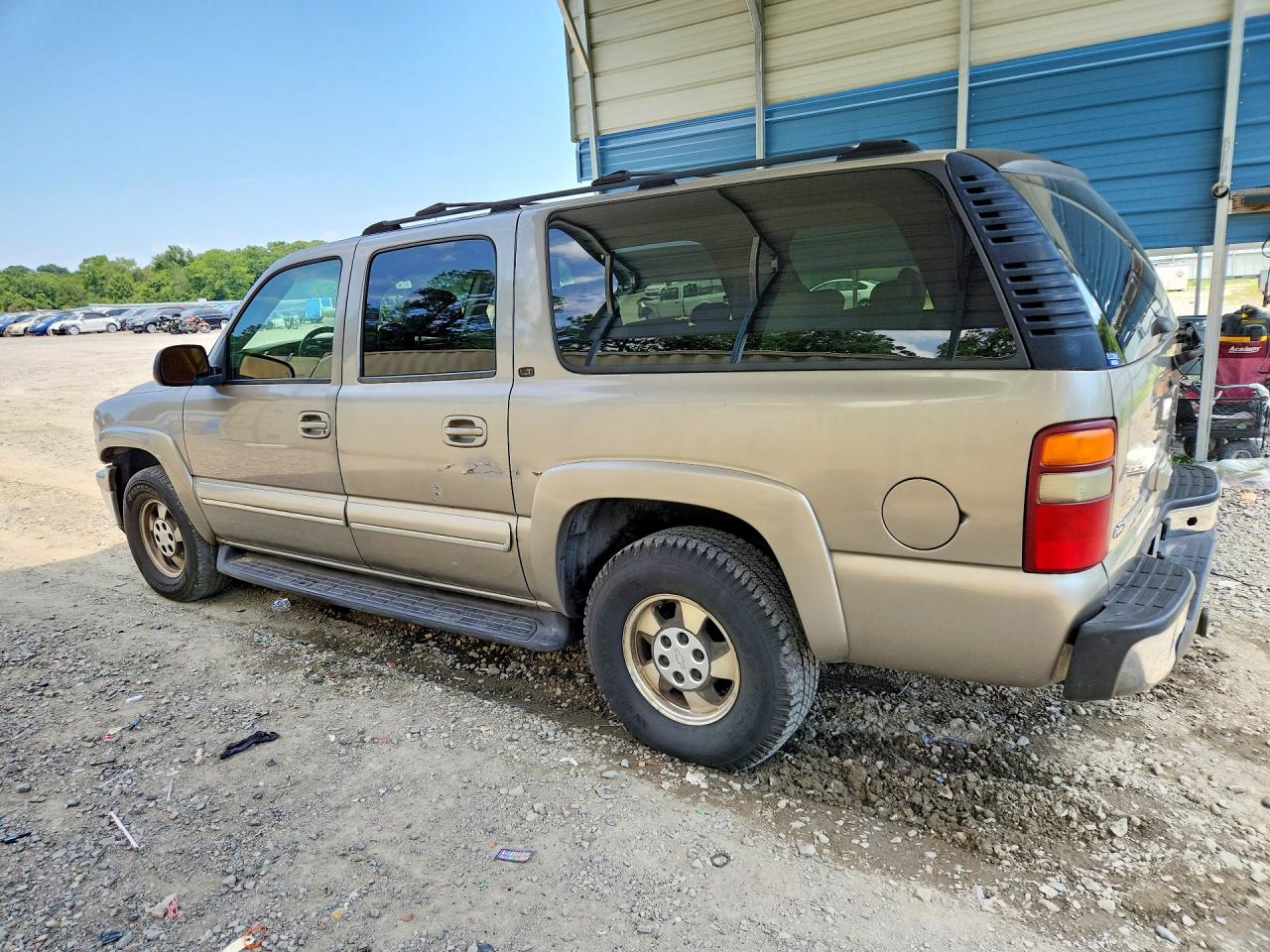 2003 Chevrolet Suburban C1500 Beige vin: 1GNEC16Z93J230649