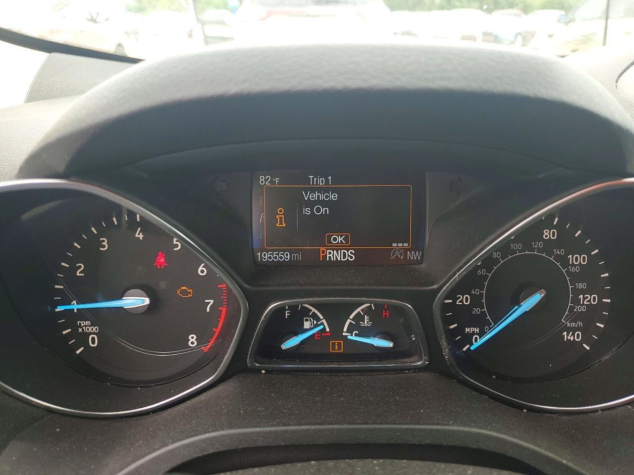 2018 Ford Escape Se White vin: 1FMCU0GD8JUC19062