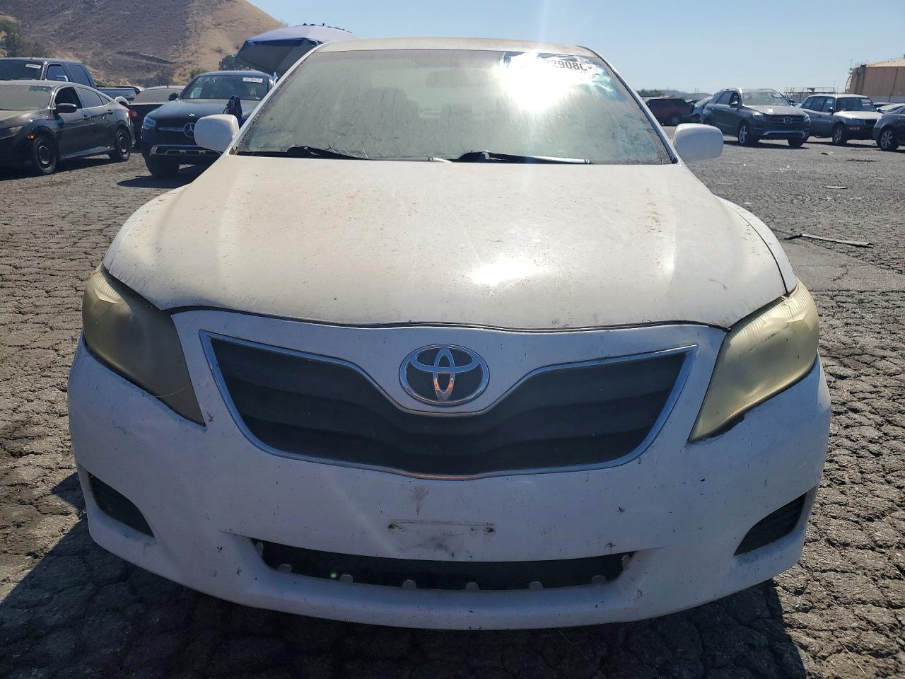 2010 Toyota Camry Le White vin: 4T4BF3EK7AR023466