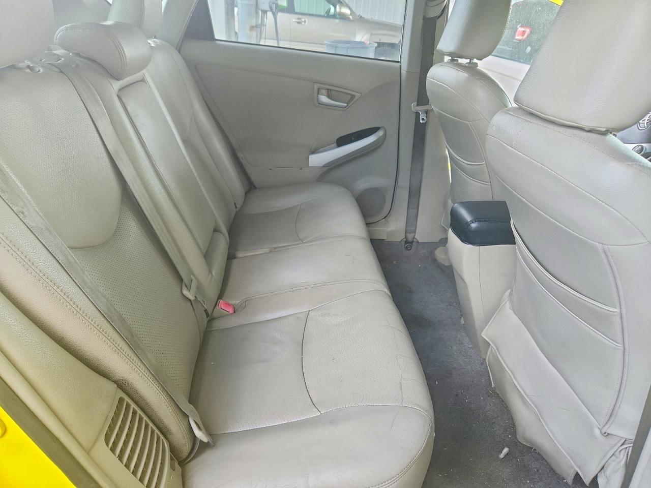 2010 Toyota Prius Ii Yellow vin: JTDKN3DU6A1304289