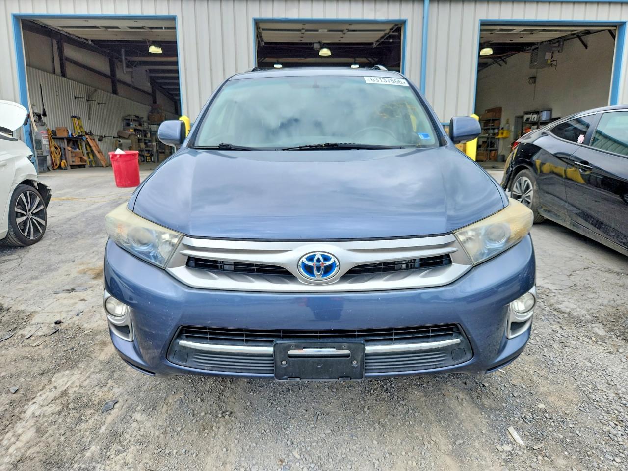 2013 Toyota Highlander Hybrid Limited Blue vin: JTEDC3EH9D2013182