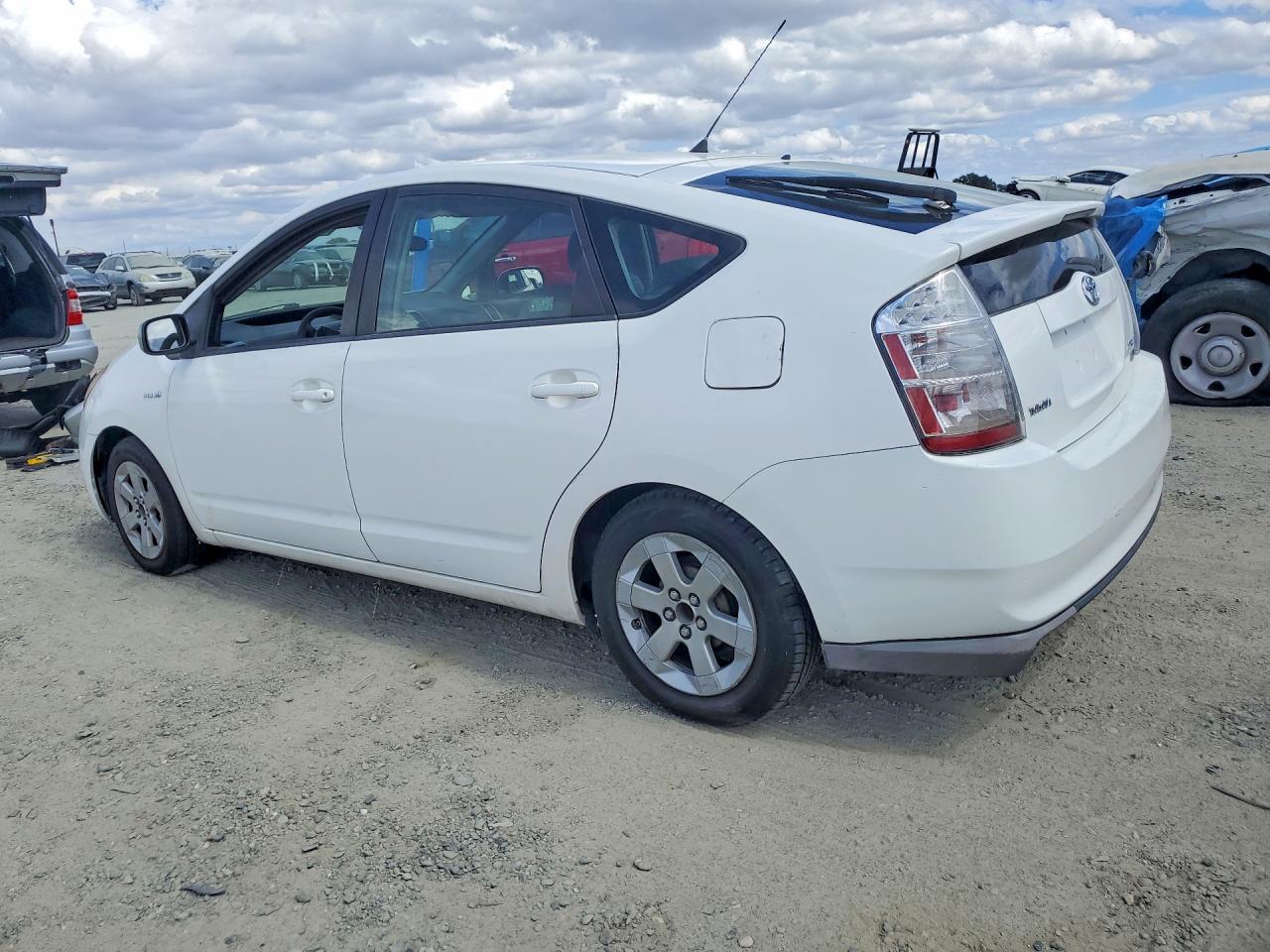 2008 Toyota Prius Base White vin: JTDKB20U983442061