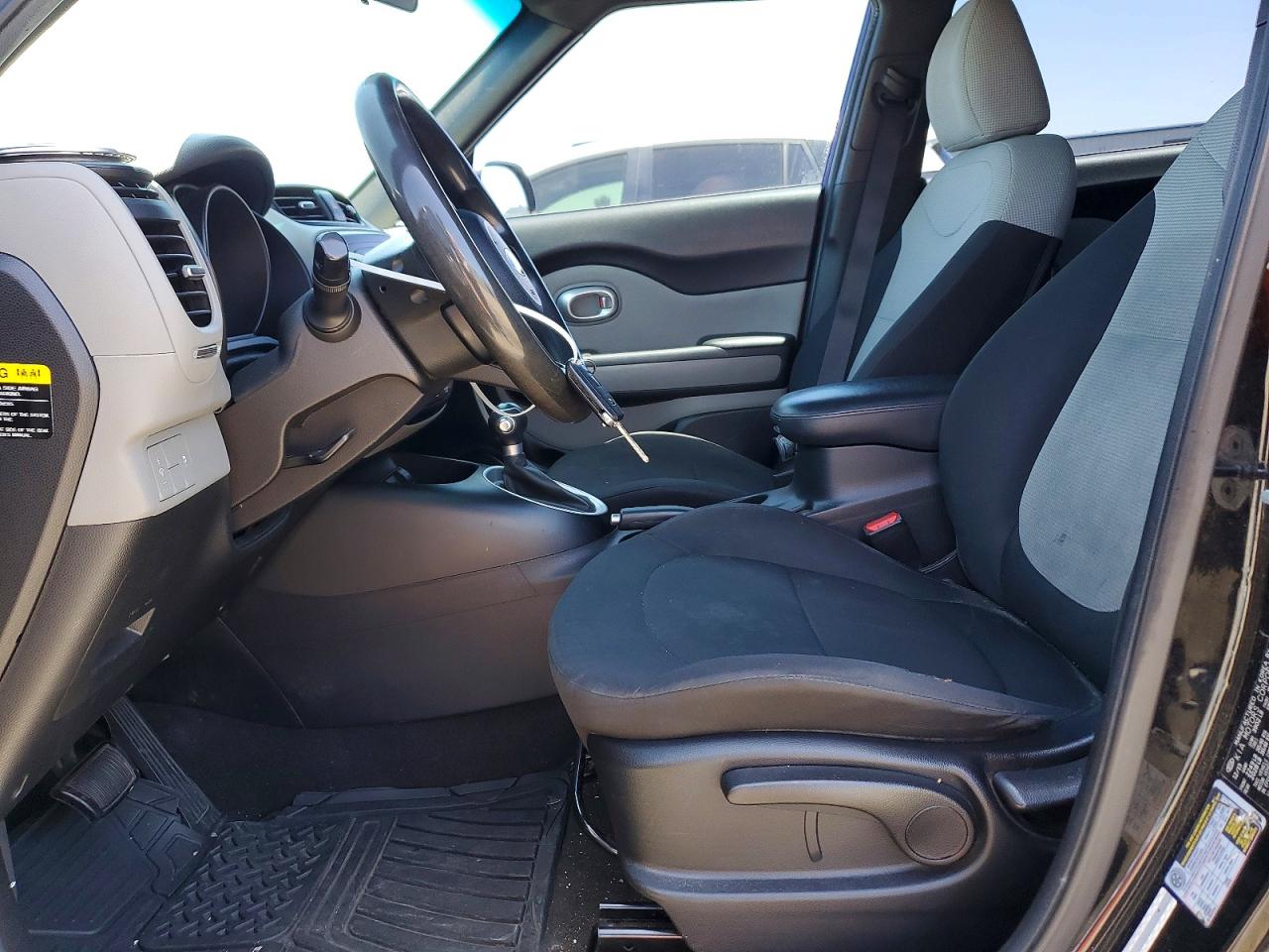 2014 Kia Soul Base Черный vin: KNDJN2A23E7040542