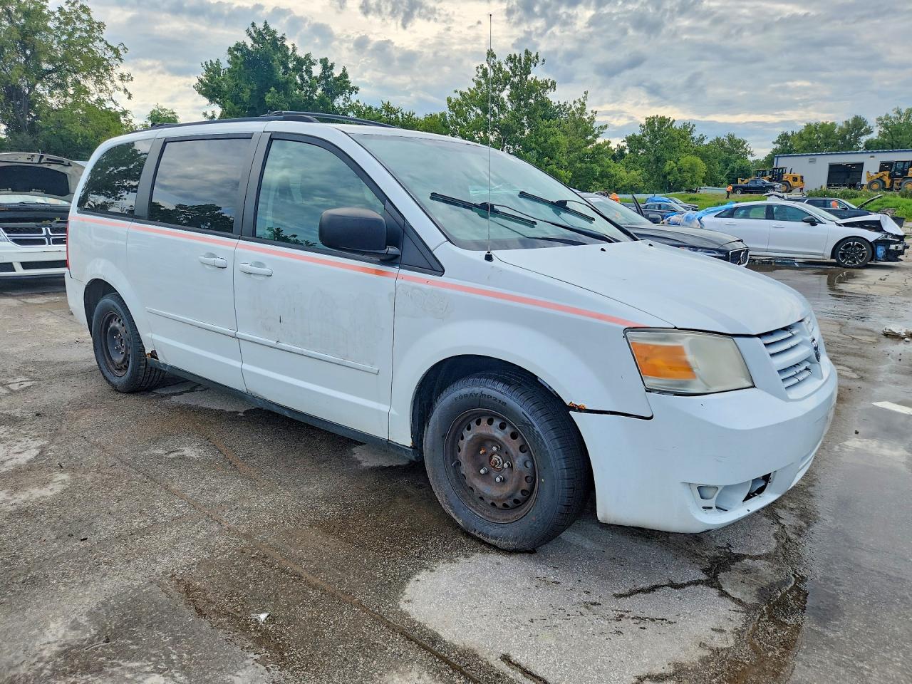2010 Dodge Grand Caravan Hero Белый vin: 2D4RN3D19AR401540