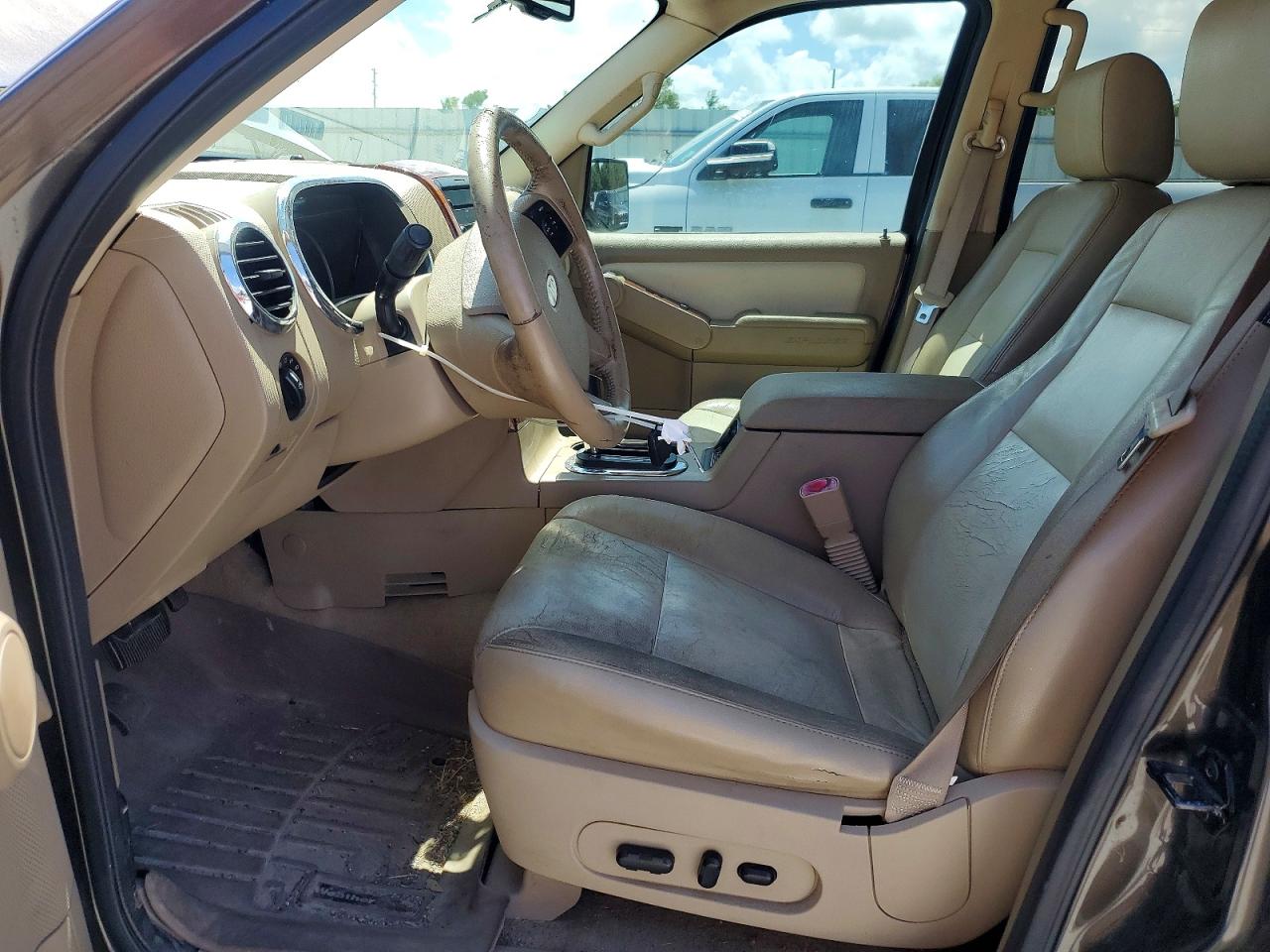2008 Ford Explorer Eddie Bauer Green vin: 1FMEU64E08UA11034