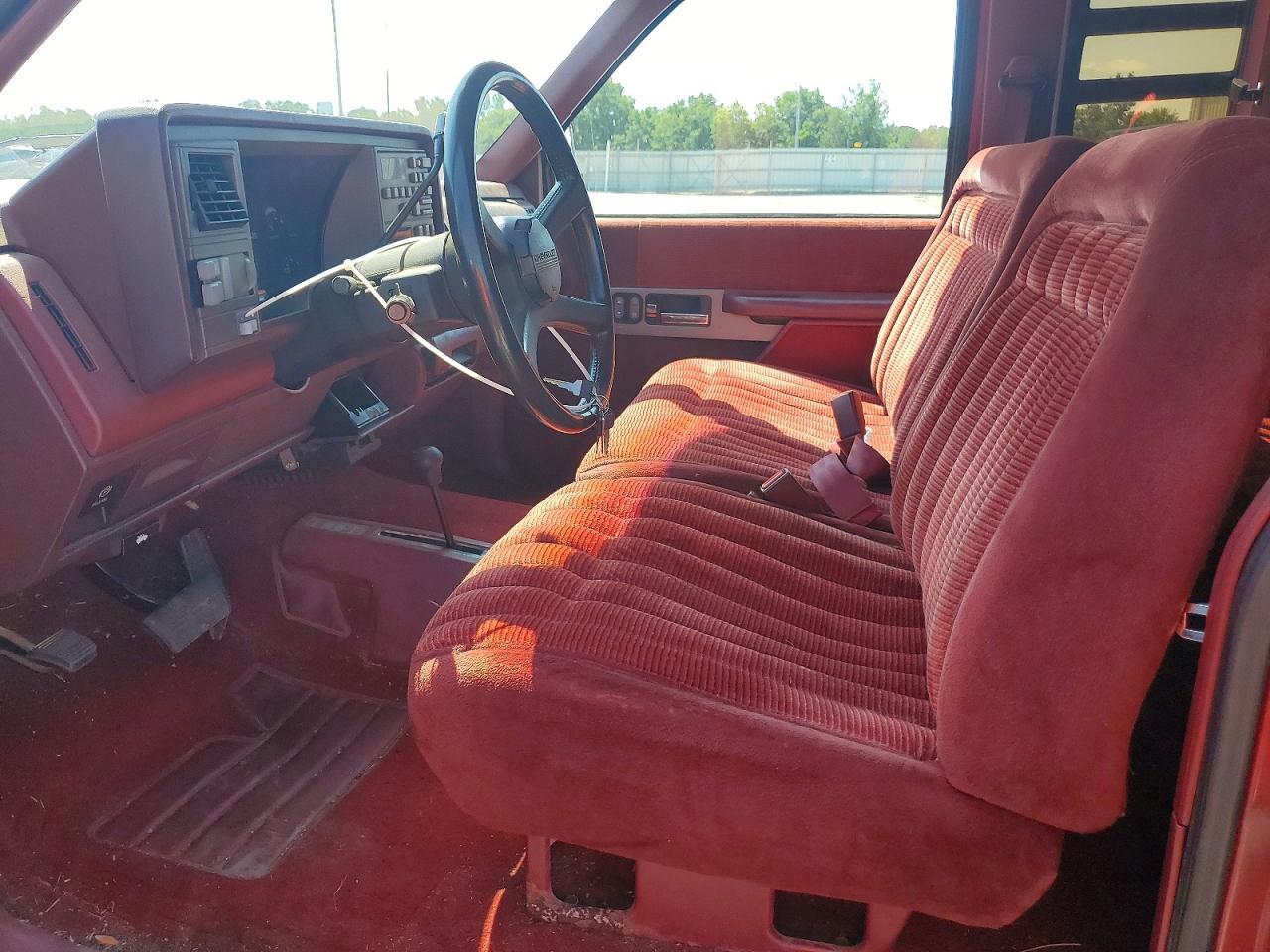 1990 Chevrolet Gmt-400 K1500 Maroon vin: 2GCEK19K8L1120356