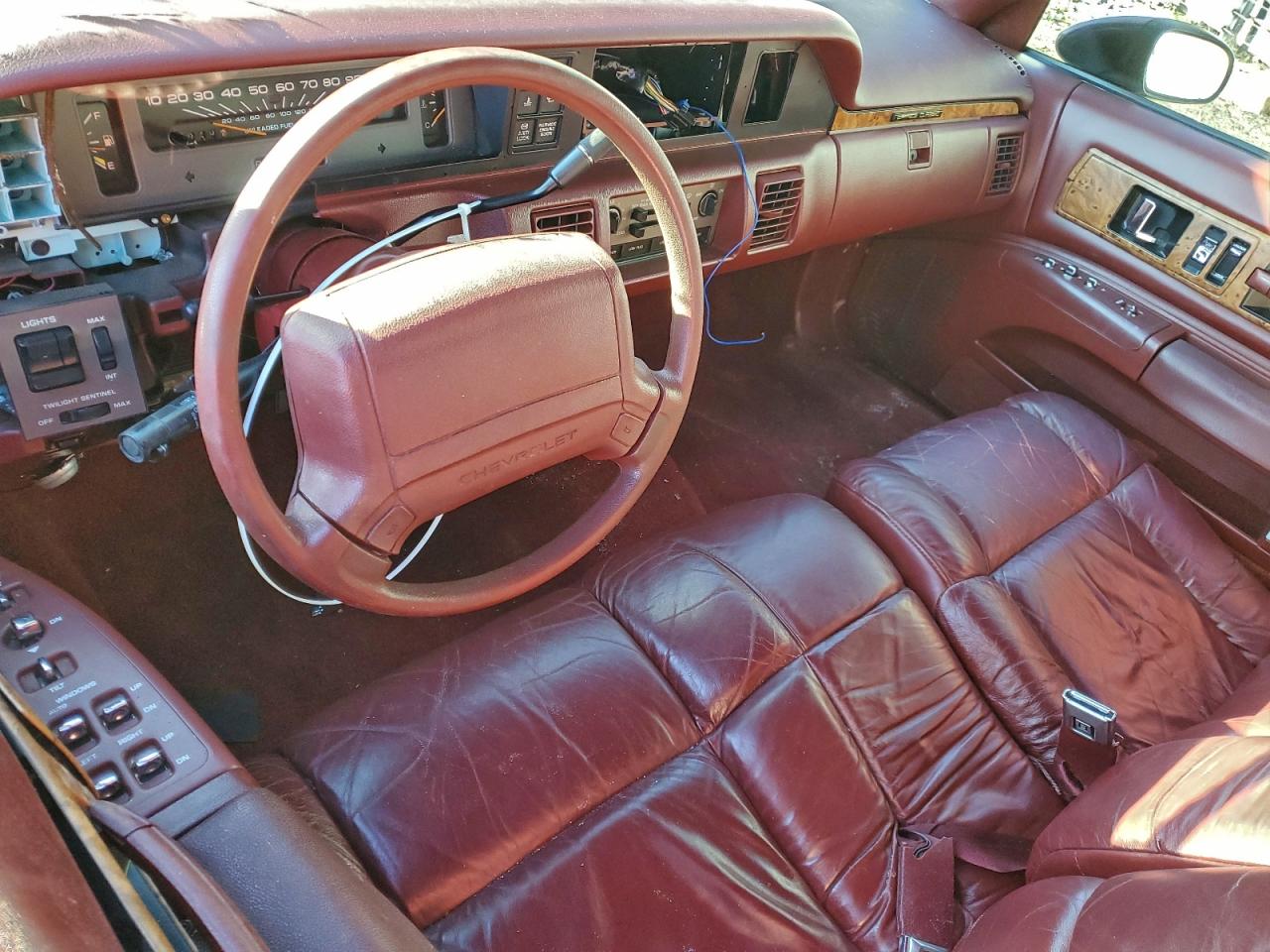 1992 Chevrolet Caprice Classic Ltz Бордовый vin: 1G1BN53E1NR101879