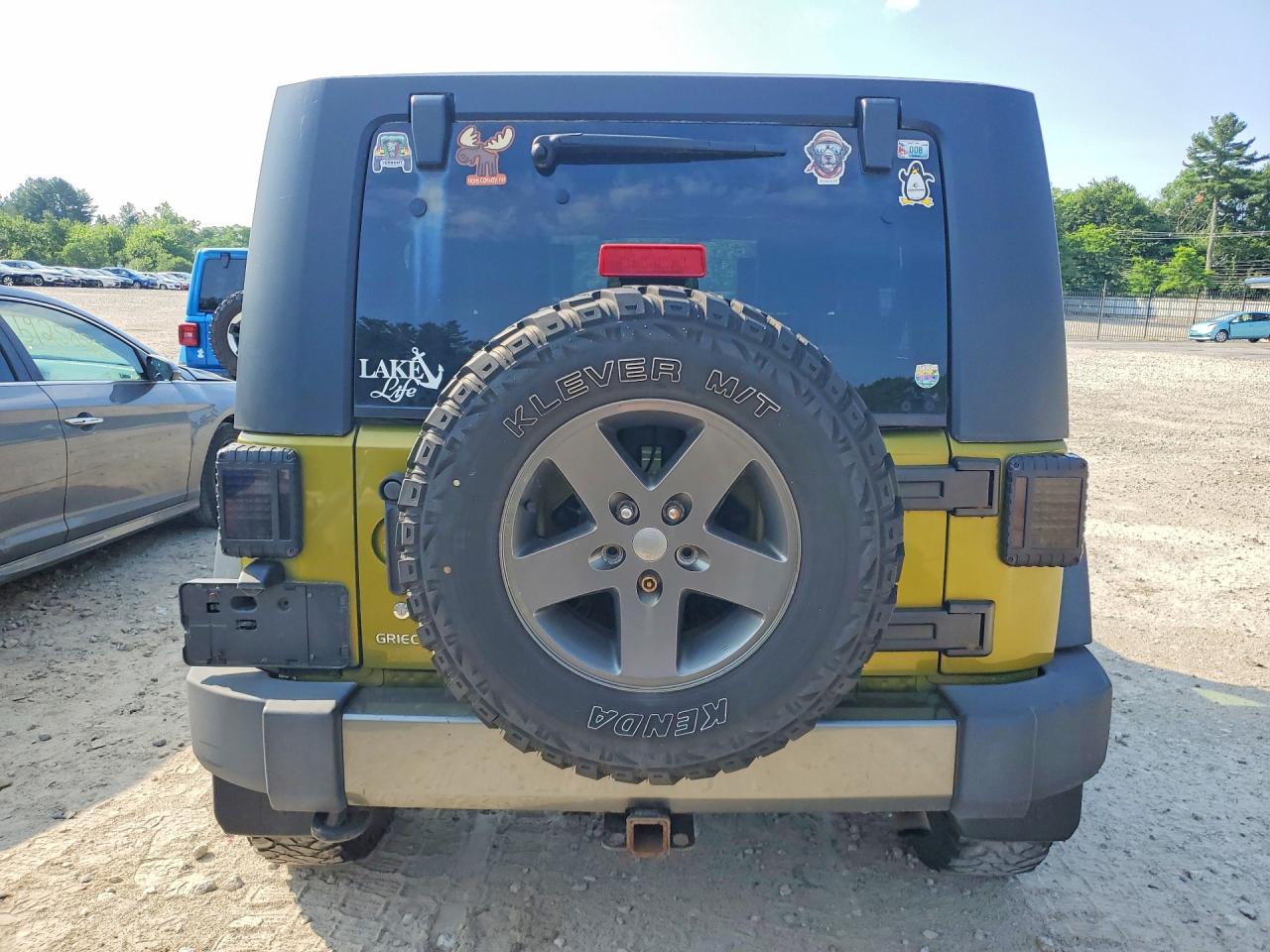 2010 Jeep Wrangler Unlimited Sport Green vin: 1J4BA3H17AL201246