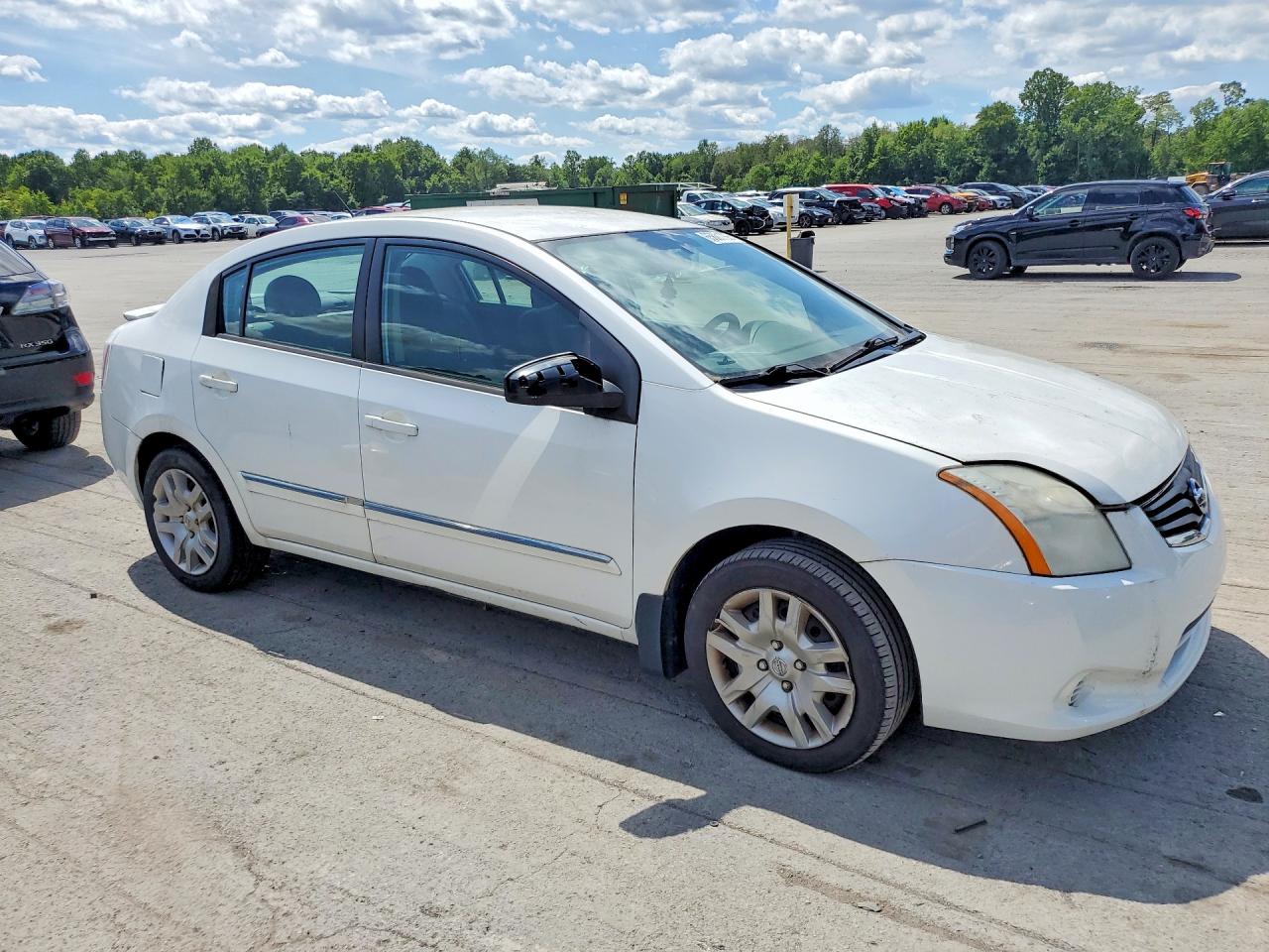 2011 Nissan Sentra 2.0 Белый vin: 3N1AB6AP2BL664239