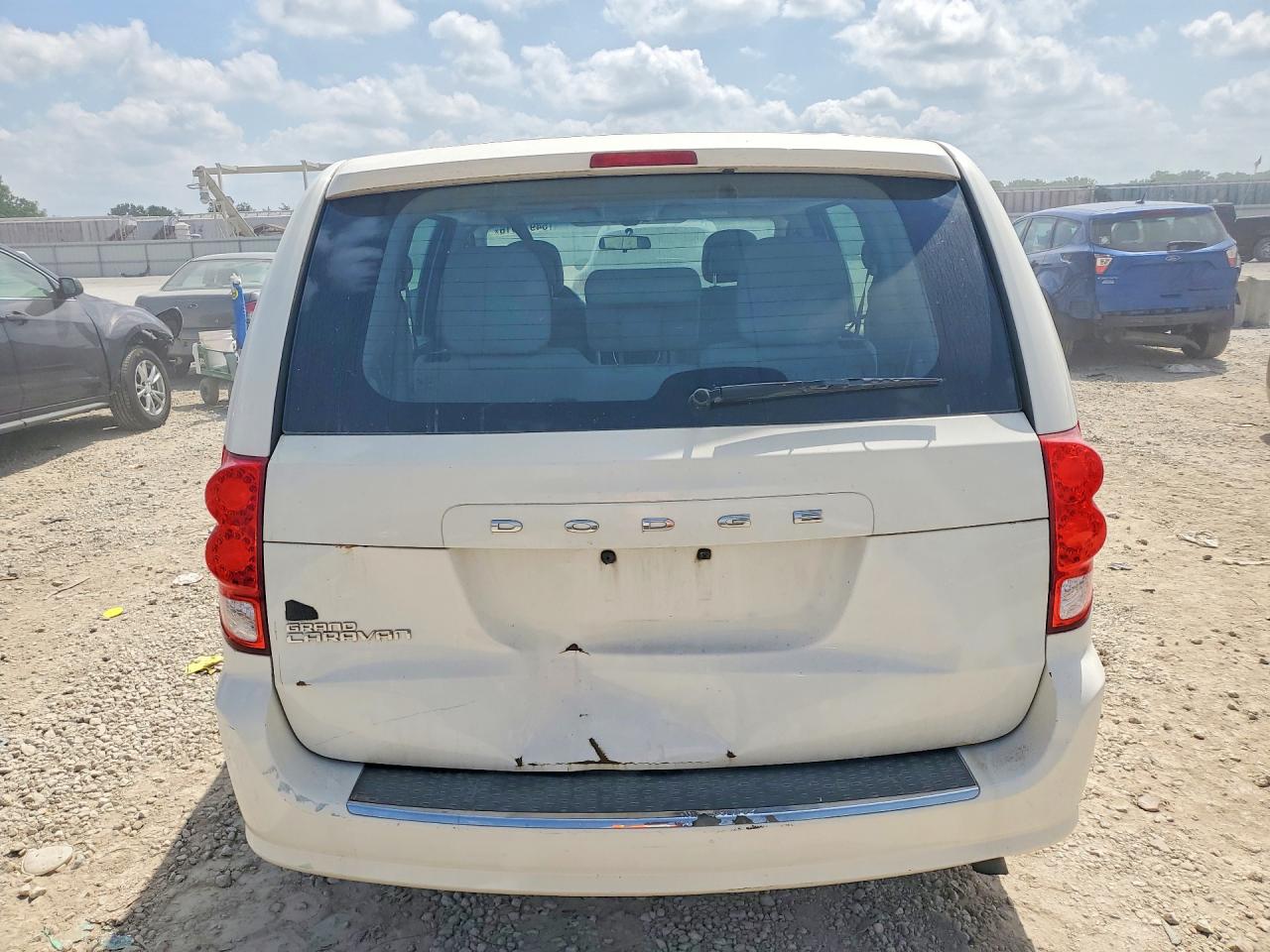 2012 Dodge Grand Caravan Se White vin: 2C4RDGBG3CR215994