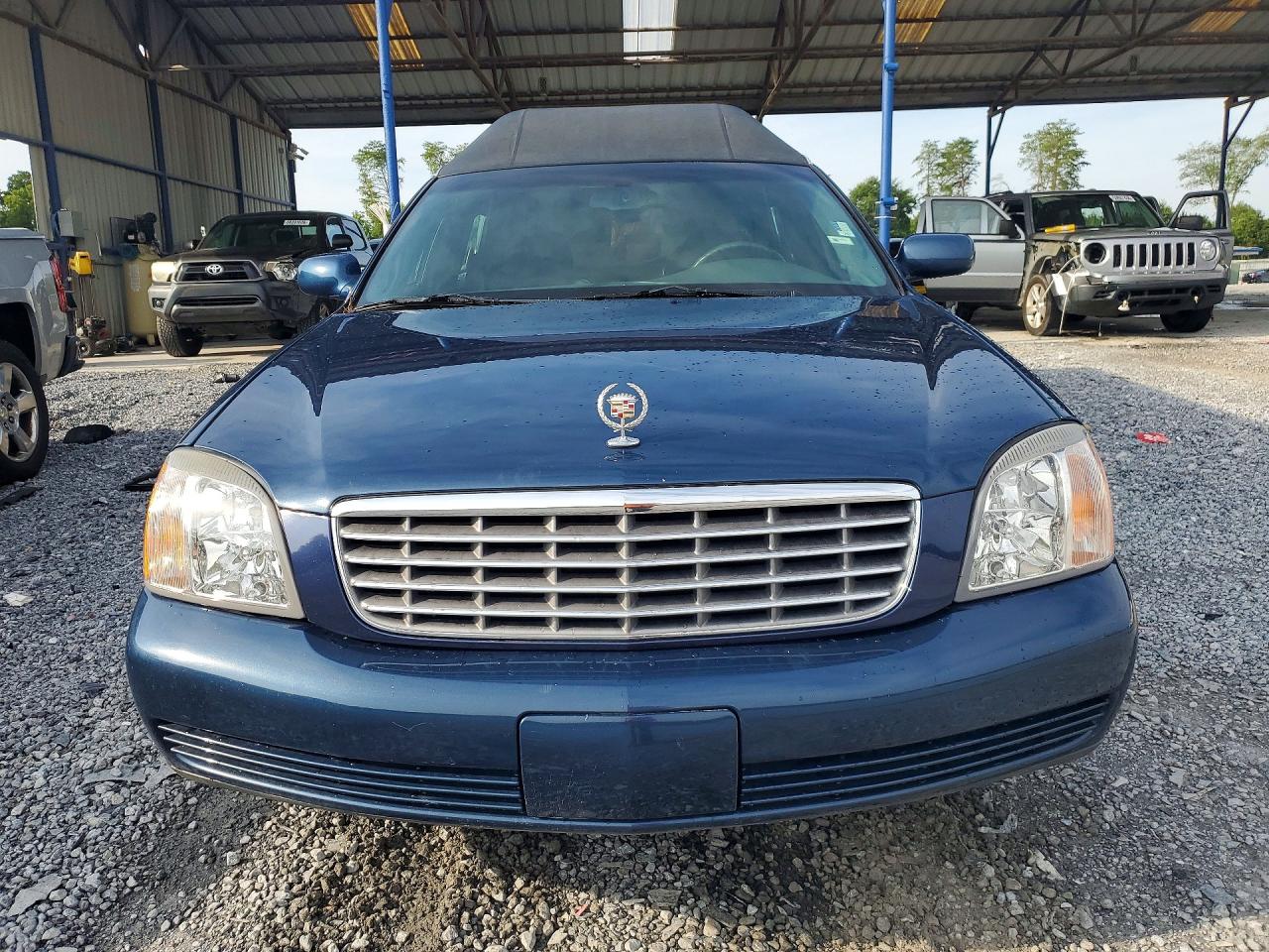 2001 Cadillac Professional Chassis Синий vin: 1GEEH90Y81U500479