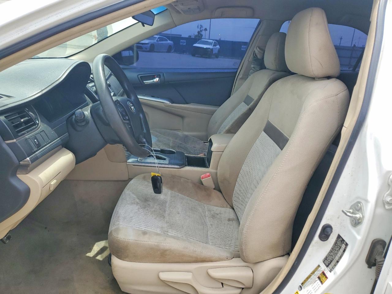 2014 Toyota Camry Hybrid Le White vin: 4T1BD1FK4EU108483