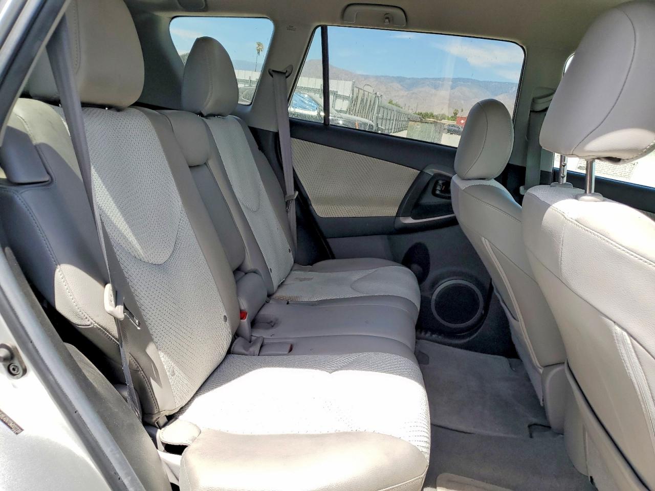 2013 Toyota Rav4 Ev Base Серебряный vin: 2T3YL4DV7DW002238