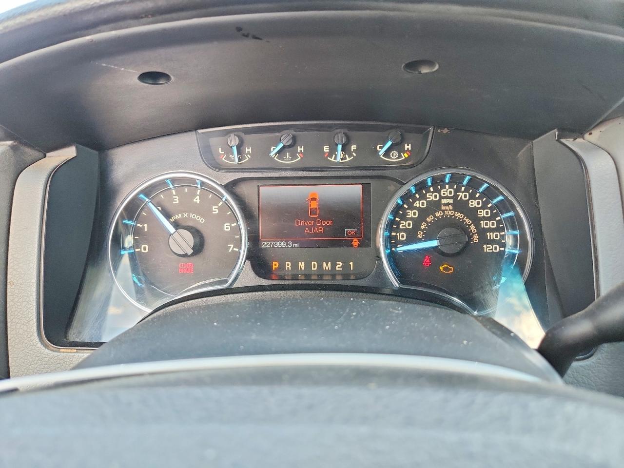 2011 Ford F150 Supercrew White vin: 1FTFW1ET0BFB76662