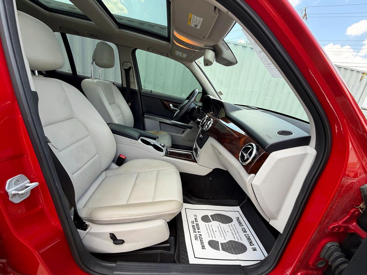 2013 Mercedes-benz Glk 350 4matic Красный vin: WDCGG8JB6DF993963