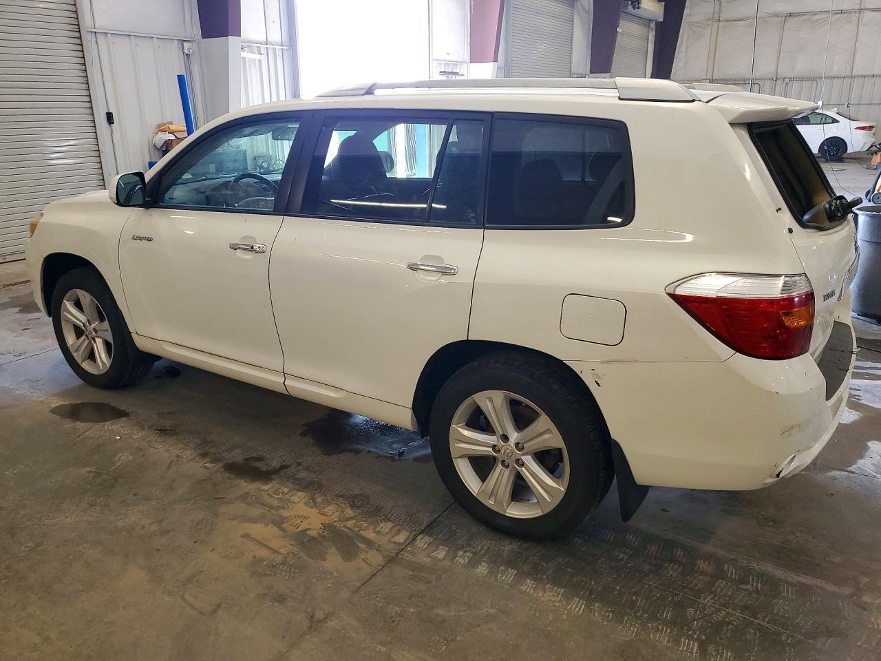 2008 Toyota Highlander Limited White vin: JTEES42A482075065