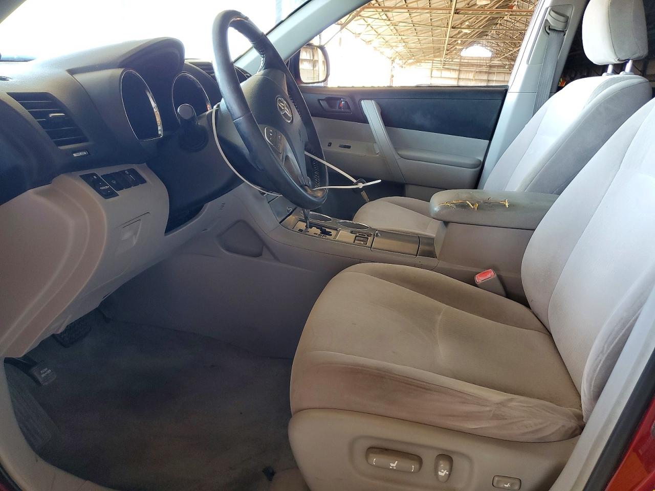 2009 Toyota Highlander Base Burgundy vin: JTEES41A292117980