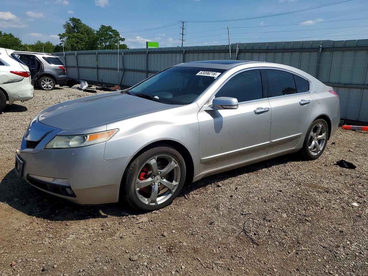 2010 Acura Tl Silver vin: 19UUA8F59AA009180