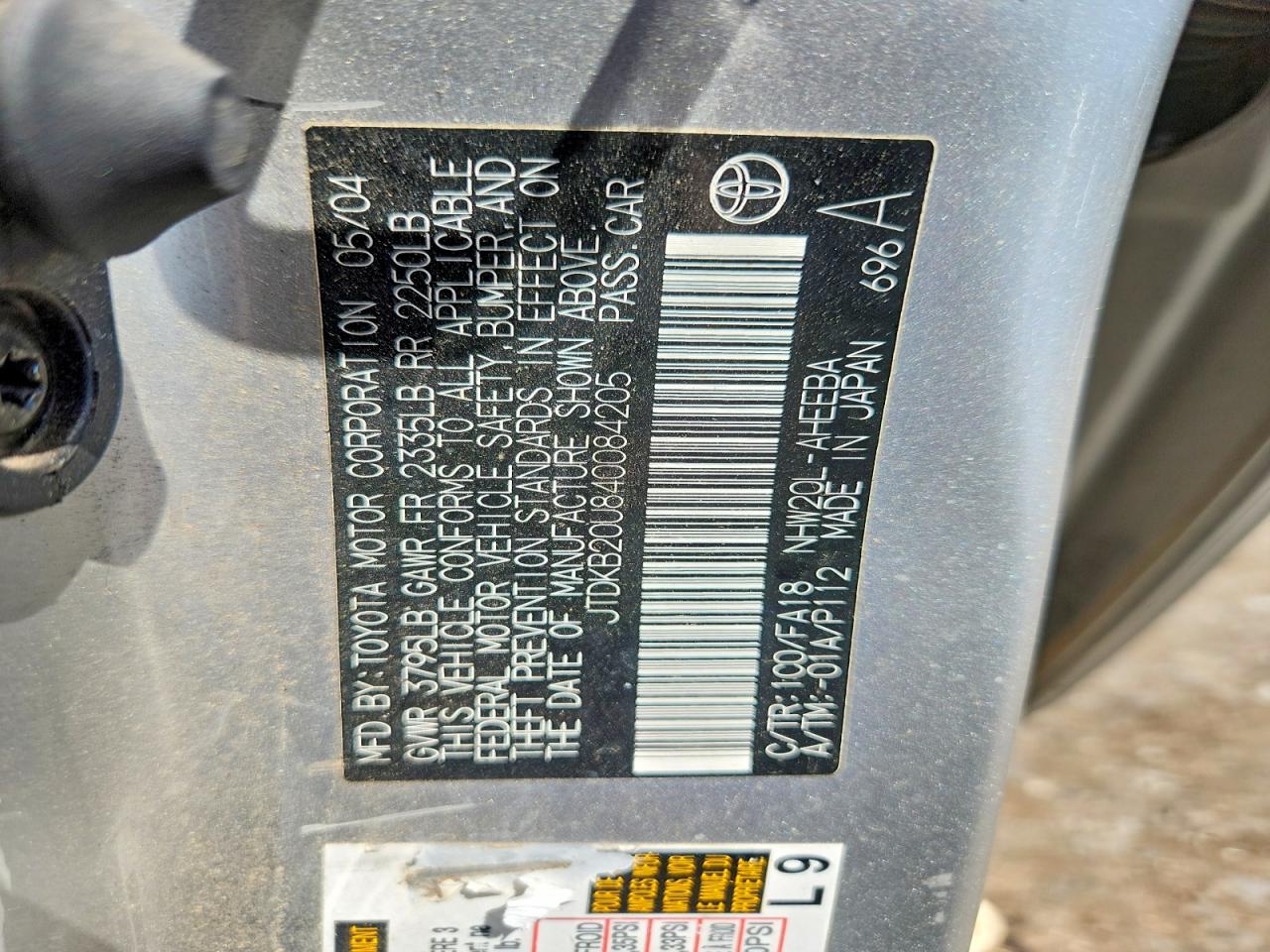 2004 Toyota Prius Base Silver vin: JTDKB20U840084205