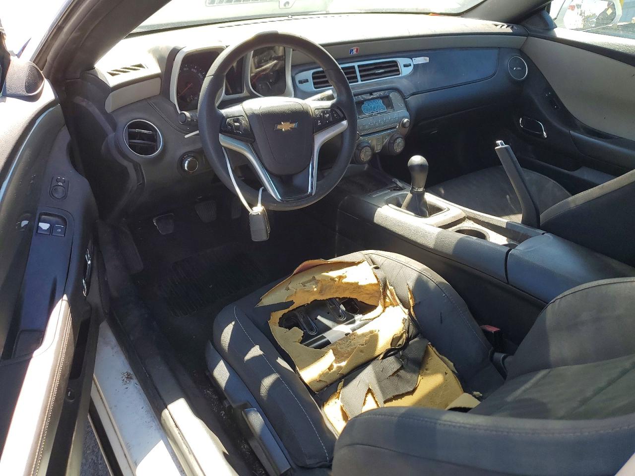 2013 Chevrolet Camaro Ls White vin: 2G1FE1E30D9181528
