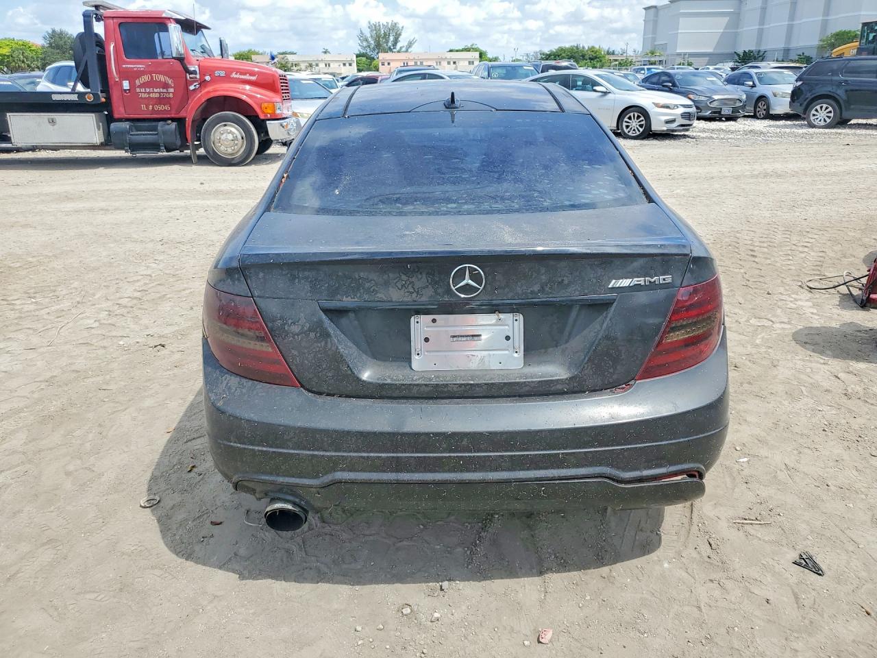 2013 Mercedes-benz C 250 Black vin: WDDGJ4HBXDG005282