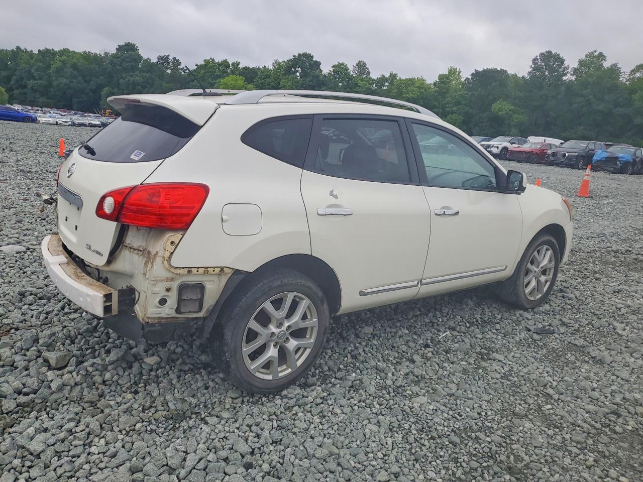2013 Nissan Rogue S White vin: JN8AS5MV1DW621837