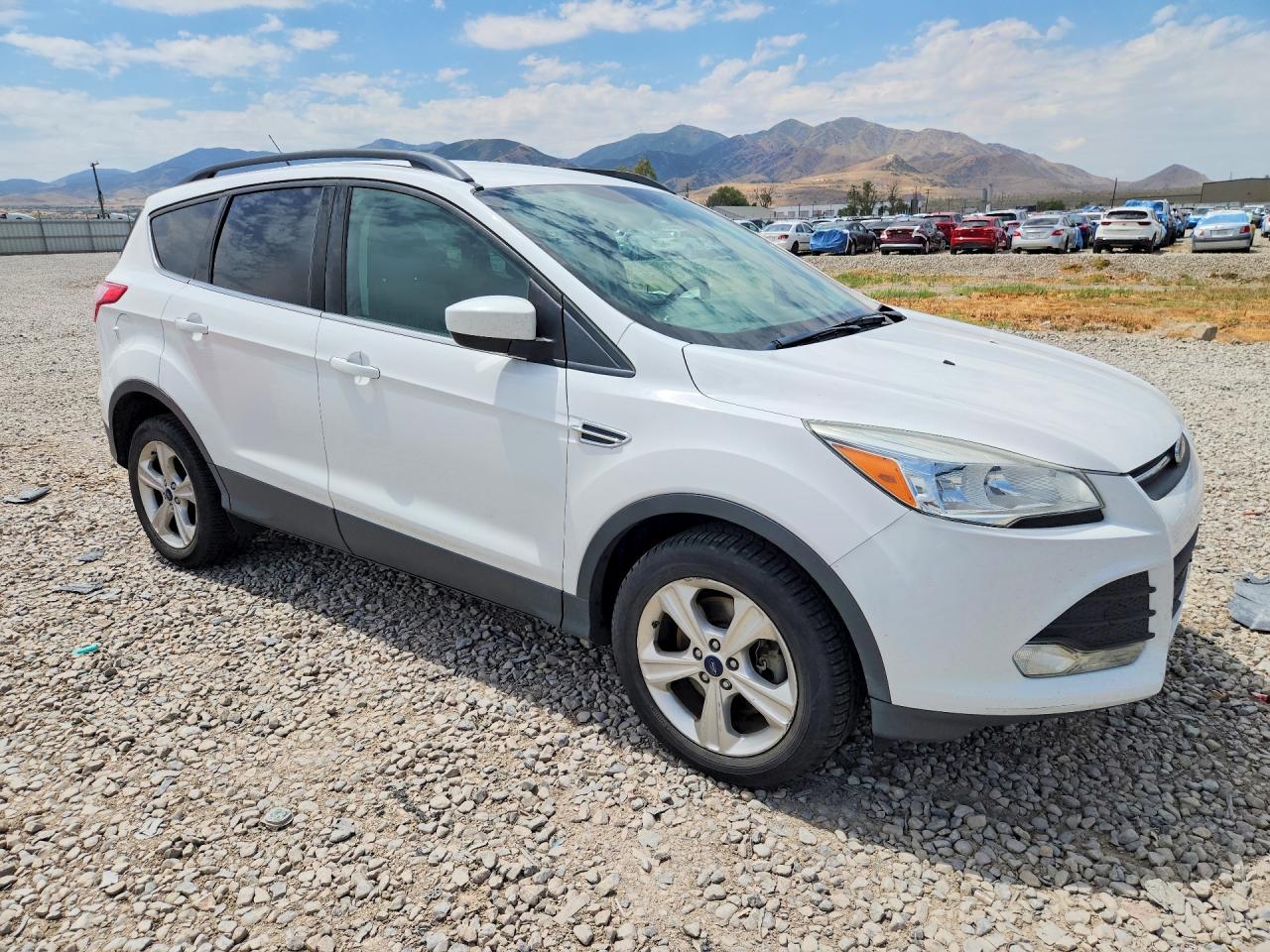 2014 Ford Escape Se White vin: 1FMCU0G98EUE53896