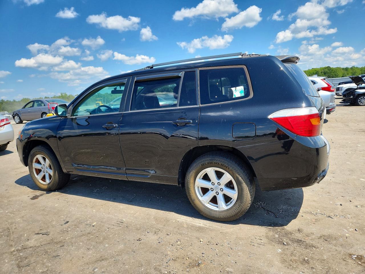 2010 Toyota Highlander Base Black vin: 5TDBK3EH0AS031881