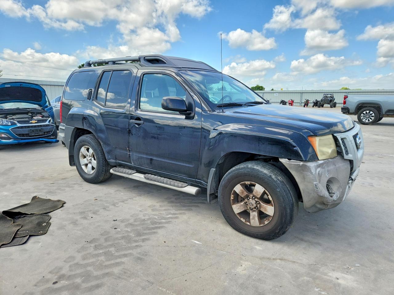 2010 Nissan Xterra X Black vin: 5N1AN0NUXAC525130