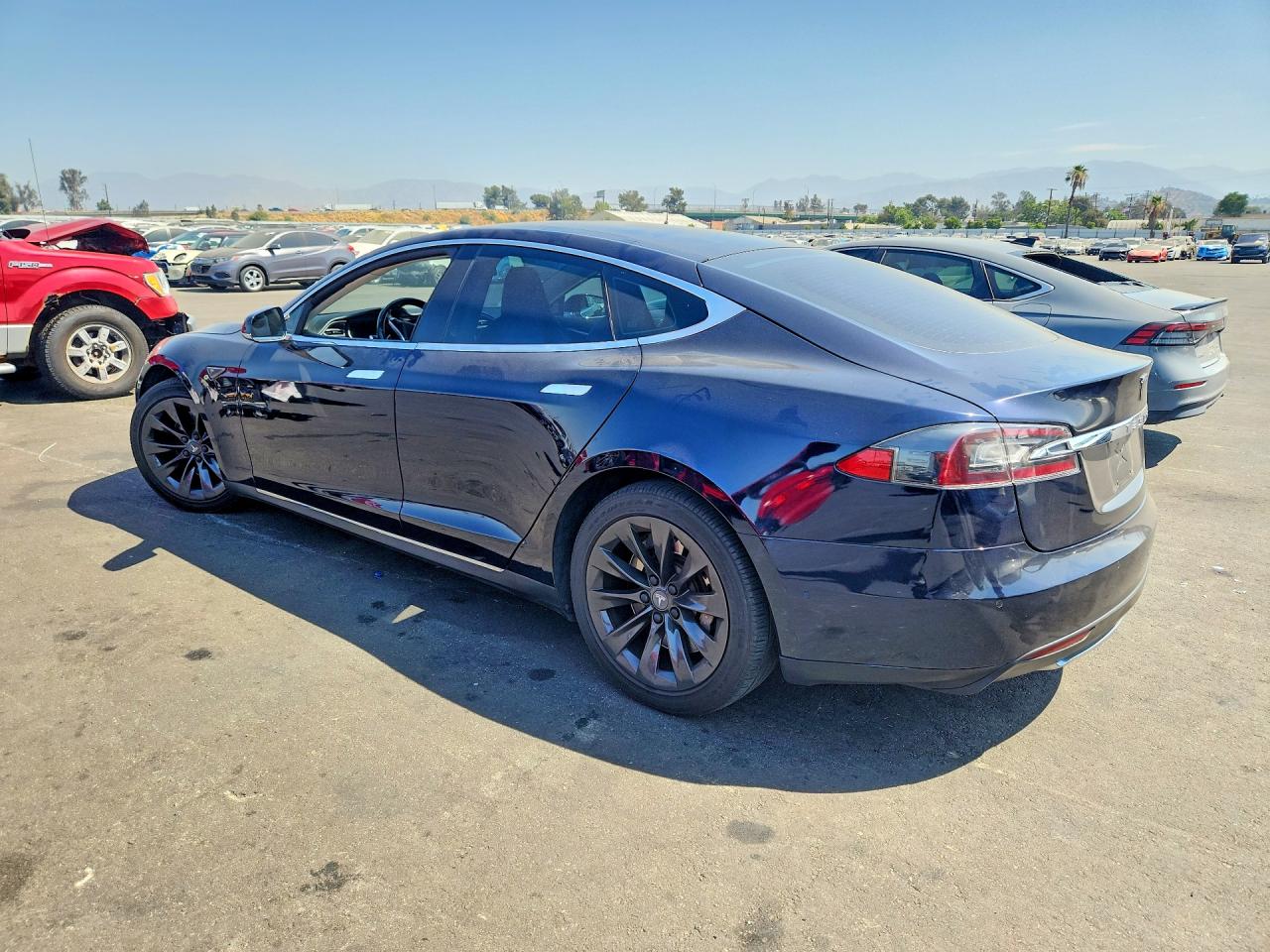 2014 Tesla Model S Black vin: 5YJSA1H19EFP52751