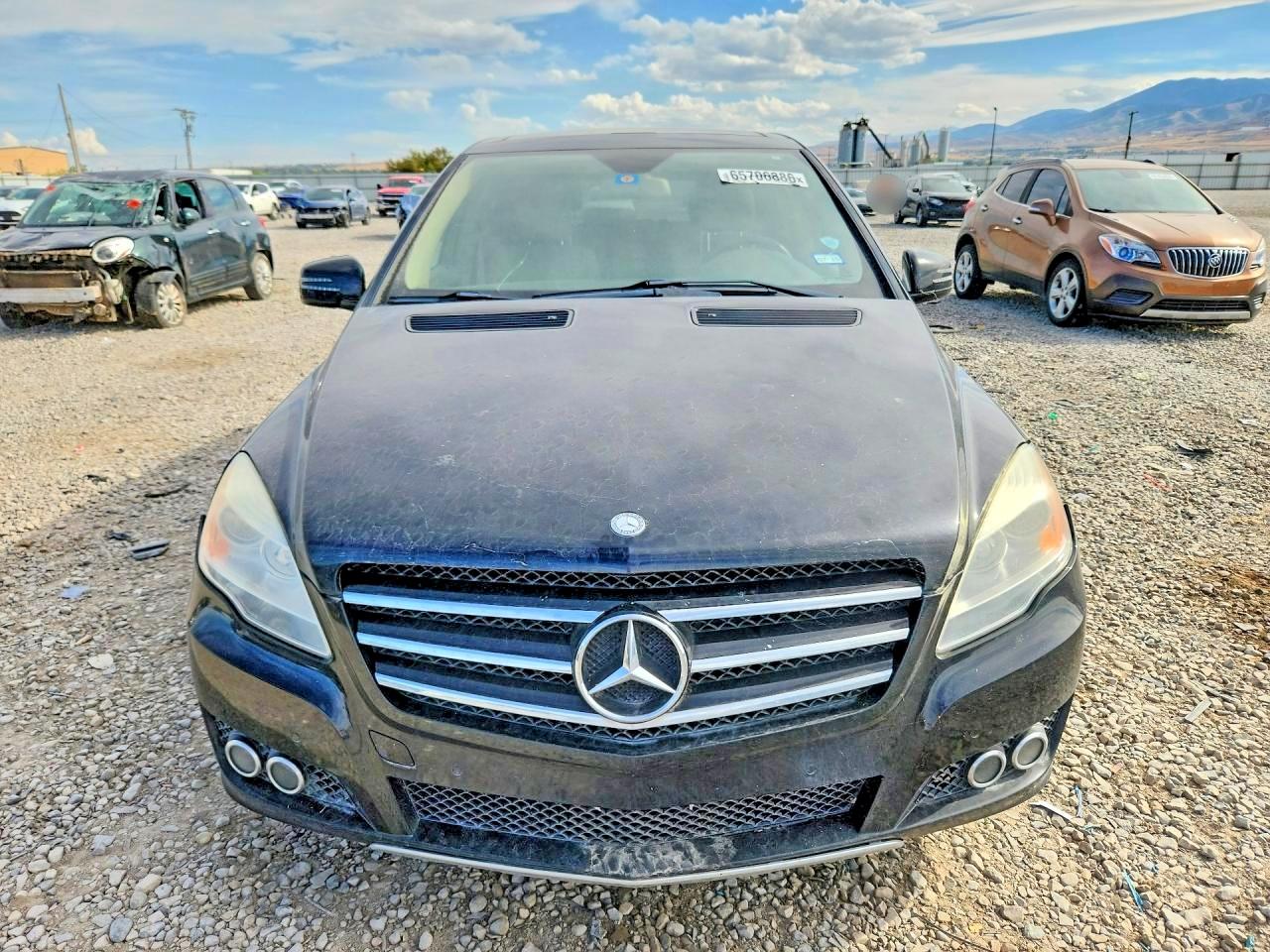 2011 Mercedes-benz R 350 4matic Black vin: 4JGCB6FE7BA123851