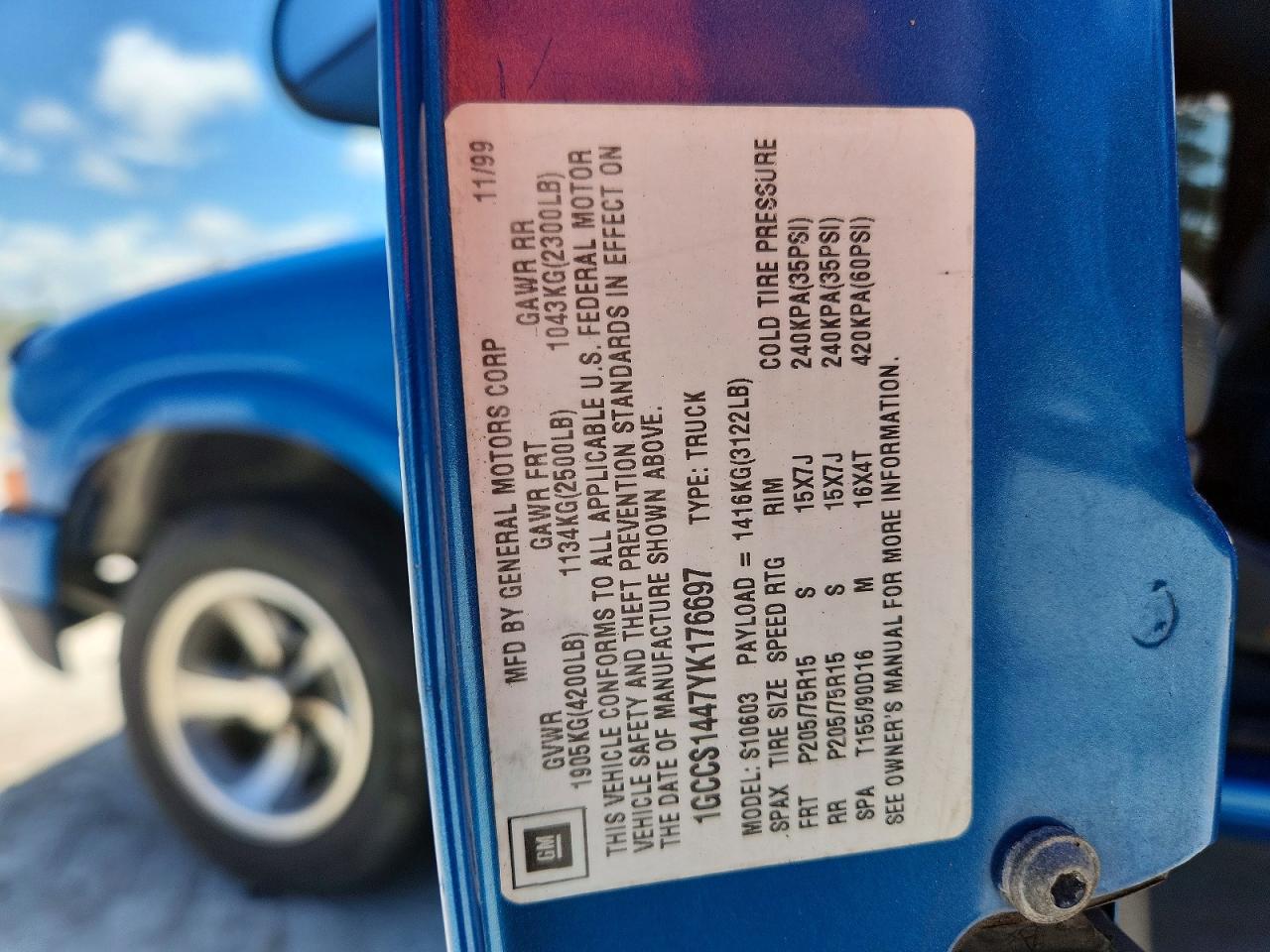 2000 Chevrolet S Truck S10 Blue vin: 1GCCS1447YK176697