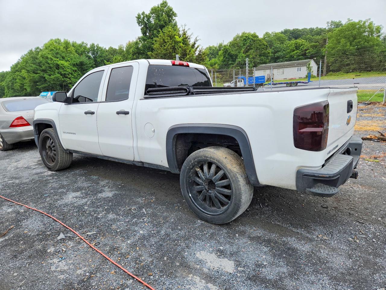 2014 Chevrolet Silverado C1500 White vin: 1GCRCPEH5EZ170637